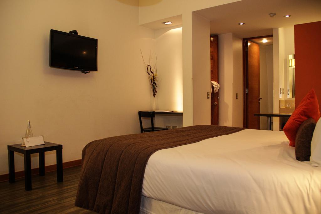 Hotel Boutique Su Merced Santiago del Cile Esterno foto
