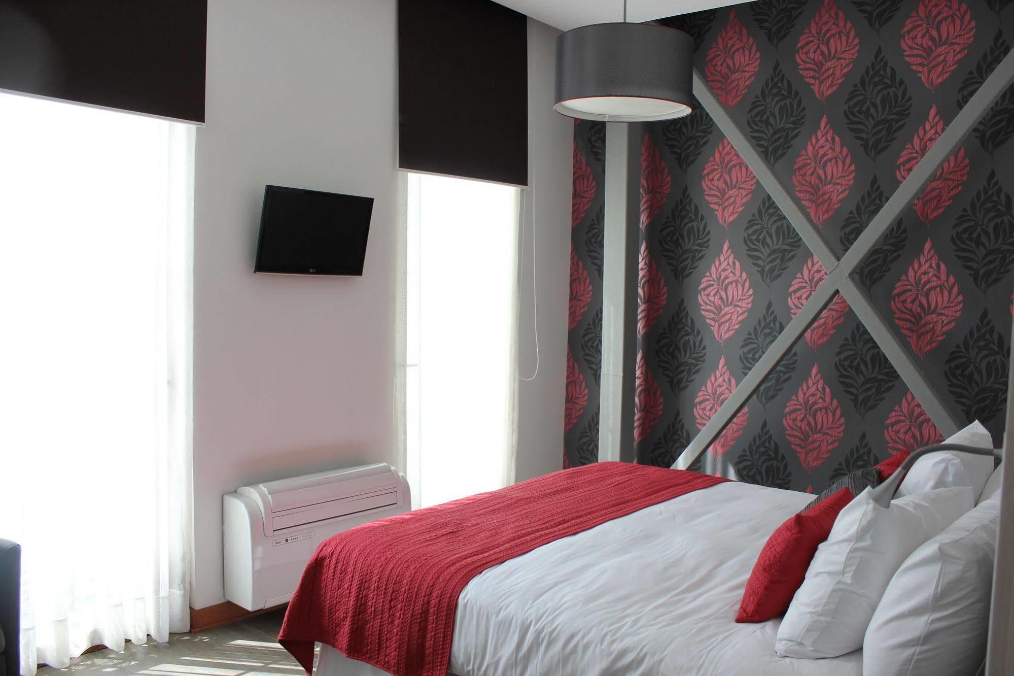 Hotel Boutique Su Merced Santiago del Cile Esterno foto